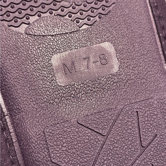 NWT Women’s Slippers Size M 7/8 JESSICA SIMPSON MICRO SCUFF SLIPPERS Purple - Picture 9 of 9